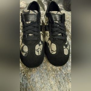 NEW LISTING....Baylee Coach Signature  tennis sneakers